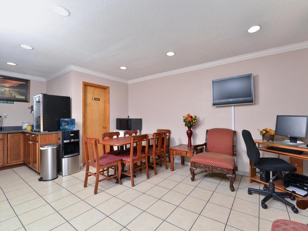 Americas Best Value Inn-Indianola Dış mekan fotoğraf