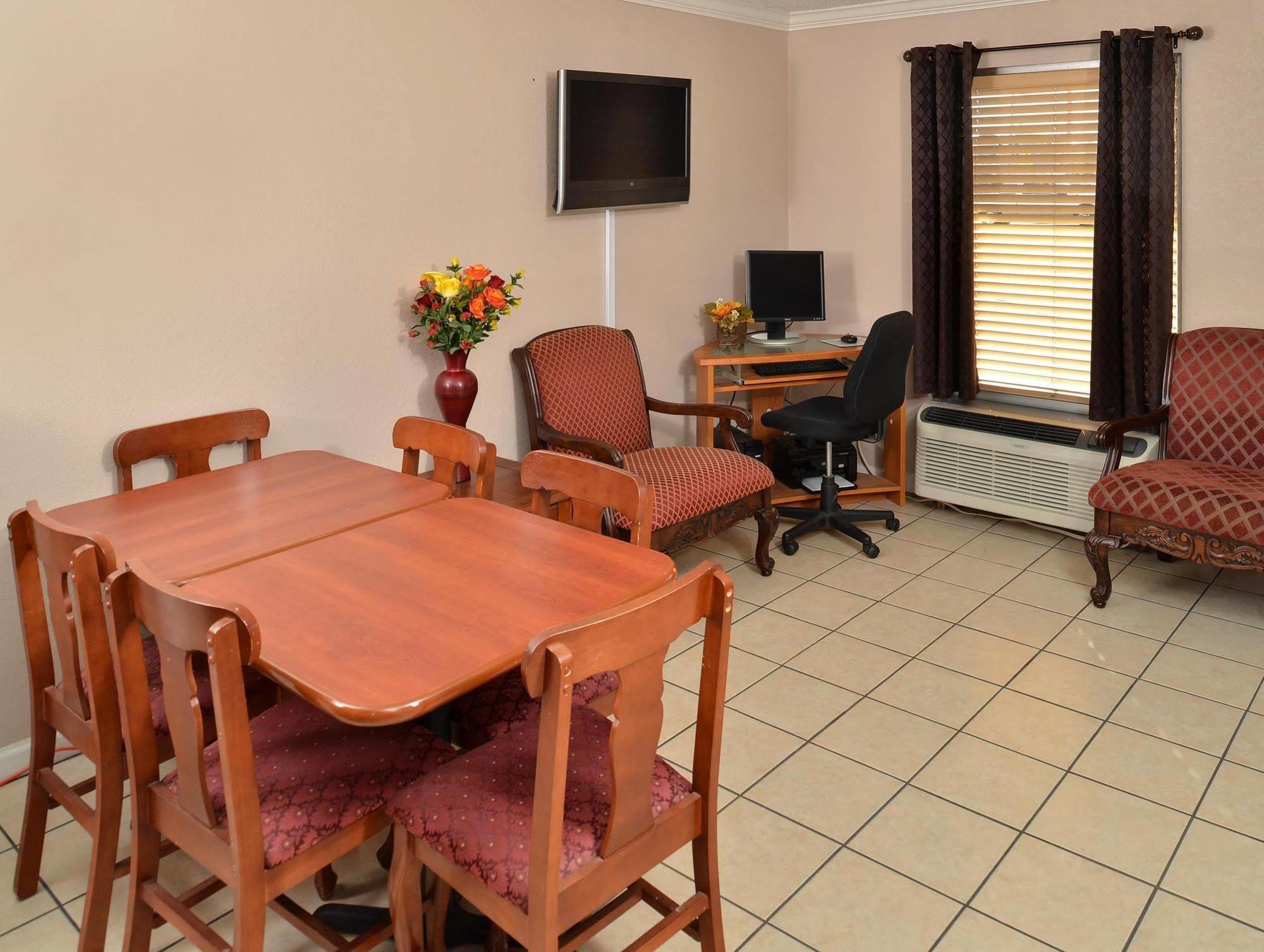 Americas Best Value Inn-Indianola Dış mekan fotoğraf
