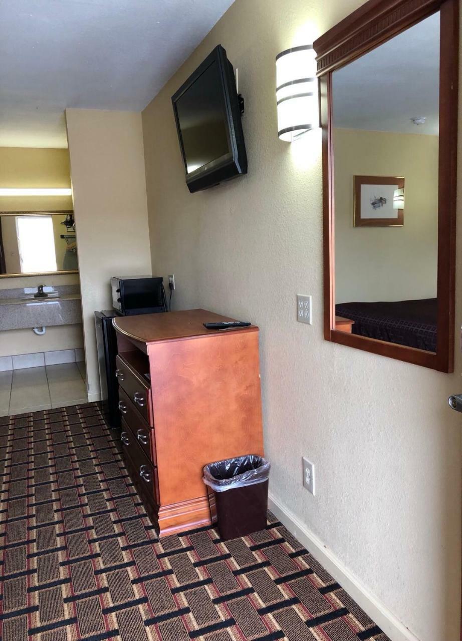 Americas Best Value Inn-Indianola Dış mekan fotoğraf